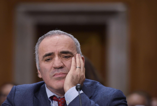 Garijs Kasparovs ASV Senāta debatēs. Foto: AFP/LETA