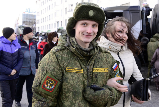 Krievijas armijas karavīrs. Foto: ITAR-TASS/LETA
