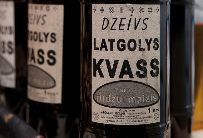 Latvijā ražots Latgales kvass. Foto: Evija Trifanova, LETA