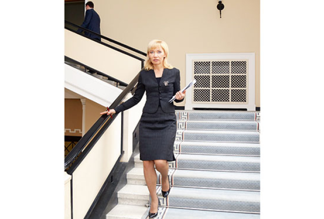 Valsts kancelejas direktore Elita Dreimane pirms Ministru kabineta sēdes 7.aprīlī
