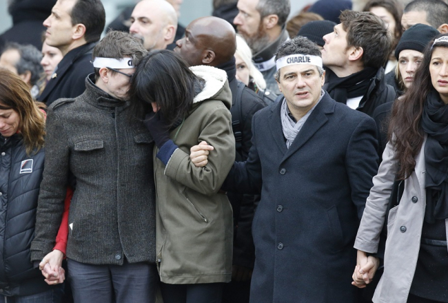 Islāma teroristu upuru tuvinieki un draugi bija gājiena priekšgalā. Foto: EPA/LETA