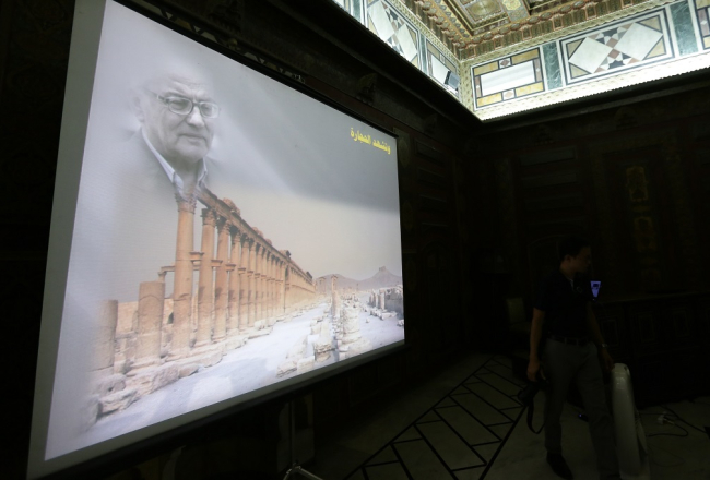 Islāma kaujinieki publiski nocirta galvu 81 gadu vecajam arheologam un Palmīras arhitektūras kompleksa galvenajam uzraugam Haledam Asādam. Foto: AFP/LETA