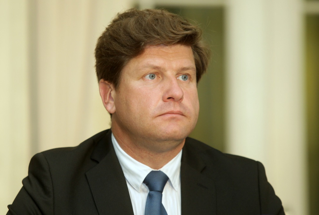 Tieslietu ministrijas ieceltais komisijas administratīvo funkciju nodrošinātājs Jānis Tomels. Foto: Ieva Lūka, LETA