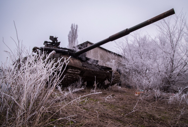 Ukrainas armijas tanks pie Peskiem. Foto: AFP/LETA