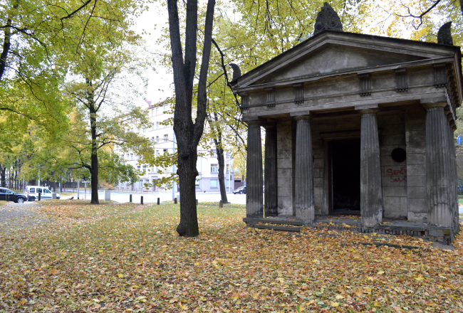 Rīgas Lielie kapi. Foto: Zane Bitere, LETA.