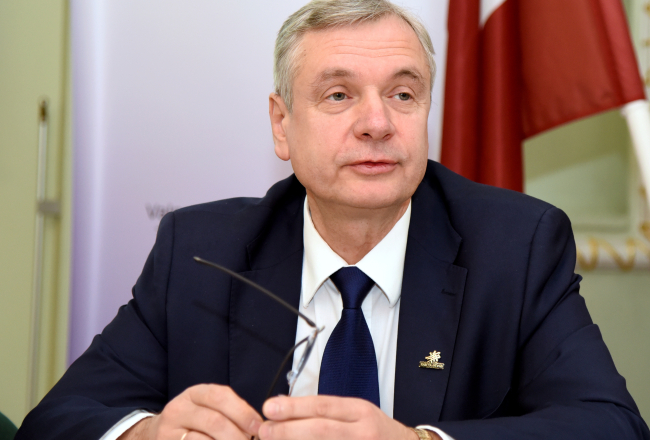 Izglītības un zinātnes ministrs Kārlis Šadurskis. Foto: Zane Bitere, LETA.