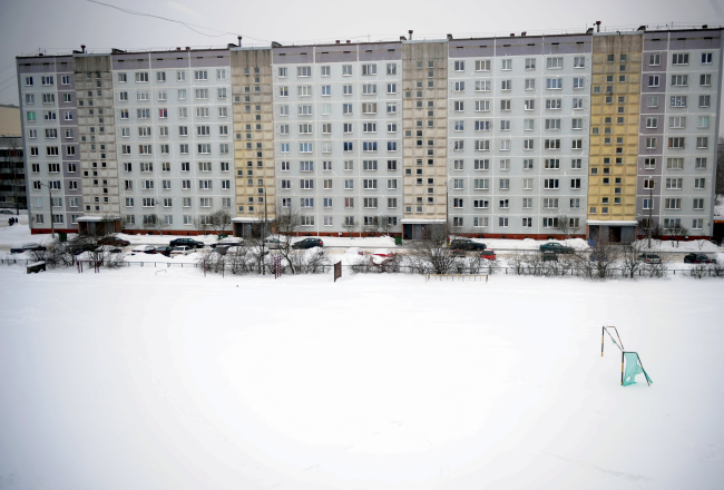 Daudzdzīvokļu māja. Foto: Lita Krone, LETA
