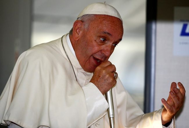 Pāvests Francisks preses konferences laikā vizītē Polijā. Foto: Reuters/LETA