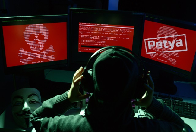 Kiberuzbrukums "Petya" nodarīja zaudējumus daudzām Eiropas valstīm, bet vislielākos - Ukrainai. Foto: ITAR-TASS/LETA