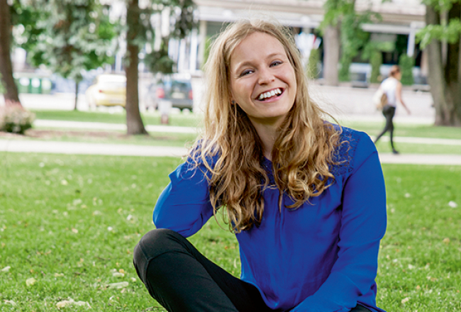 Arta Jēkabsone.