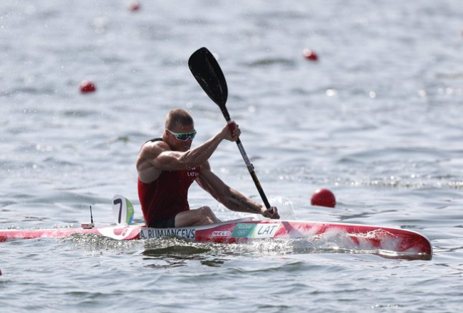Aleksejs Rumjancevs distancē. Foto: LETA-EPA