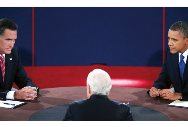 Republikāņu kandidāts Mits Romnijs (pa kreisi) un ASV prezidents Baraks Obama televīzijas debatēs 22.oktobrī
