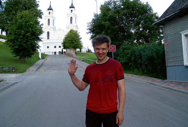 «Ļoti atvērti ir krievi, daudz jautājumu uzdod poļi, interesējas par periodu, kad Latgale bija Polijas pakļautībā. Var redzēt, ka viņi novērtē paši sevi,» novērojis gids Valērijs Dzevaltovskis