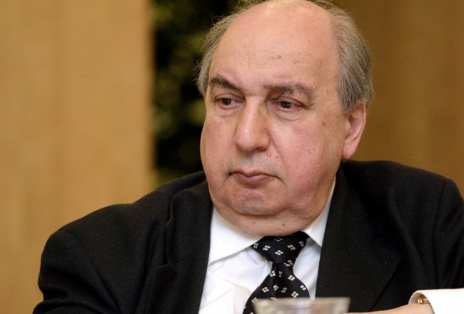 Krievijas Zinātņu akadēmijas (KZA) Vispārējās vēstures institūta direktors Aleksandrs Čubarjans 2007.gadā piedalās starptautiskās nevalstiskās organizācijas "Baltijas forums" rīkotajā konferencē.