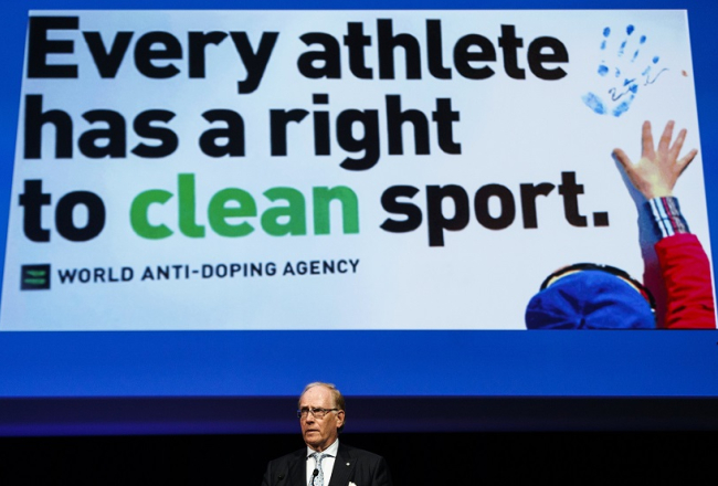 Pasaules Antidopinga aģentūras (WADA) jurists Ričards Maklarens sniedz ziņojumu par Krievijas sportistiem Soču spēlēs. Foto: EPA/LETA