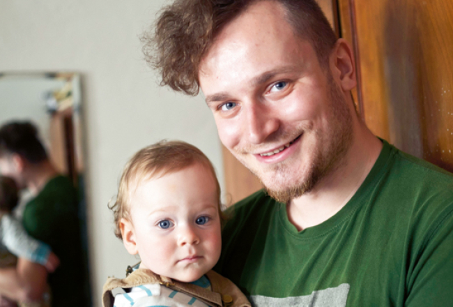 «Vectēvs Eugenijs, kas ieteica manu vārdu, gribēja, lai es studētu jurisprudenci un kļūtu par prezidentu,» stāsta Kārlis Ulmanis. Viņš gan pievērsies grafiskajam dizainam un iespieddarbu maketam. Savai meitai izvēlējies Latvijā pagaidām neatkārtotu vārda un uzvārda kombināciju: Hanneke Ulmane.