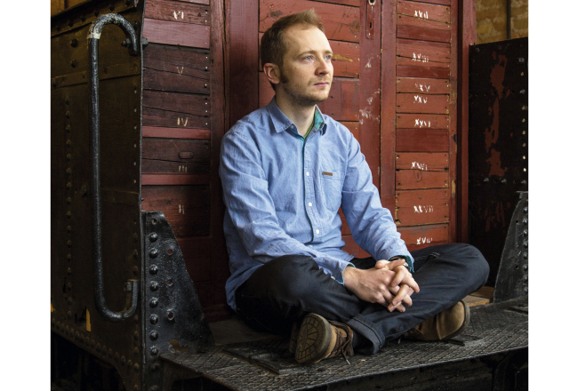 «Cilvēcei vajadzētu virzīties prom no apreibināšanās stāvokļa, jo jutekļi tiek notrulināti. Ja gribam uztvert pasauli visā skaistumā, kā tā radīta, to vislabāk darīt pie pilnas apziņas, kas nav kairināta ar ķīmiskām vielām.»