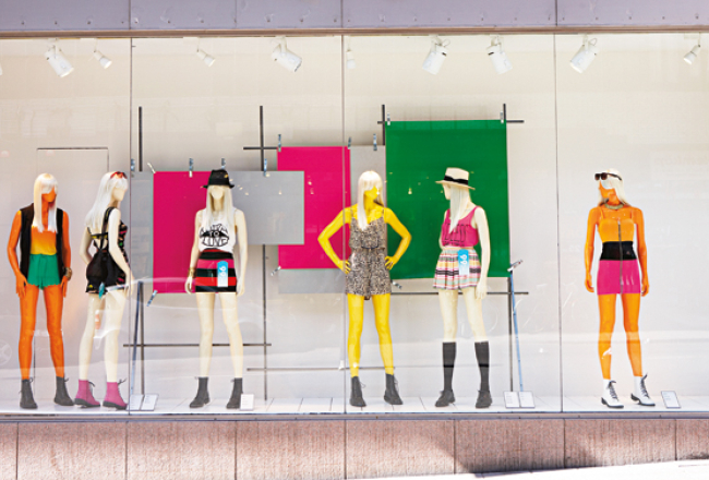 Savā dzimtenē Zviedrijā H&M ir iecienīts, taču visienesīgākais tirgus ir Vācijā, jo tur arī visvairāk veikalu — 394.