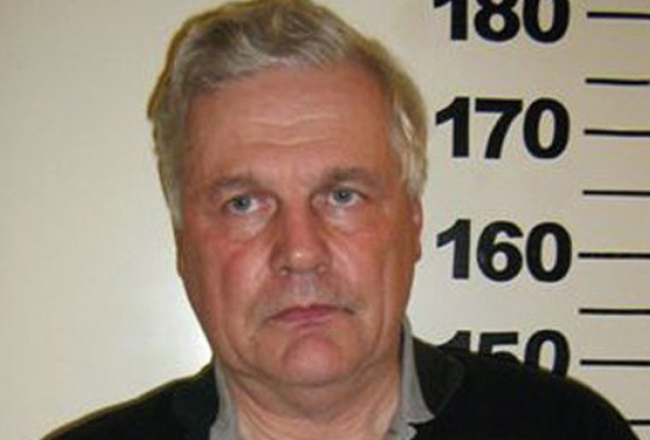 Par spiegošanu Krievijas labā un īpaši slepenu NATO dokumentu noplūdināšanu bijušajam Igaunijas Aizsardzības ministrijas darbiniekam Hermanam Simmam piespriests 12 gadu cietumsods. Foto — Igaunijas drošības policija