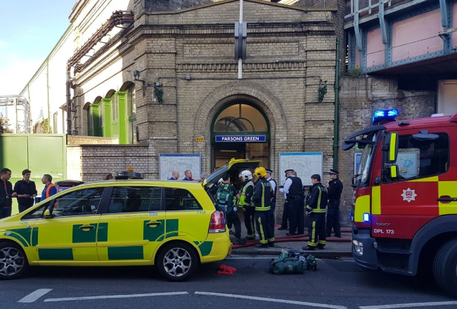 Pēc incidenta metro Pārsonsgrīnas metro stacija evakuēta. Foto: Reuters/LETA