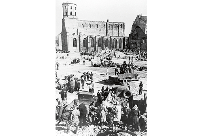 Pēterbaznīcas apkaime 1944. gada oktobrī, pēc vācu armijas atsišanas un padomju armijas ienākšanas Rīgā.