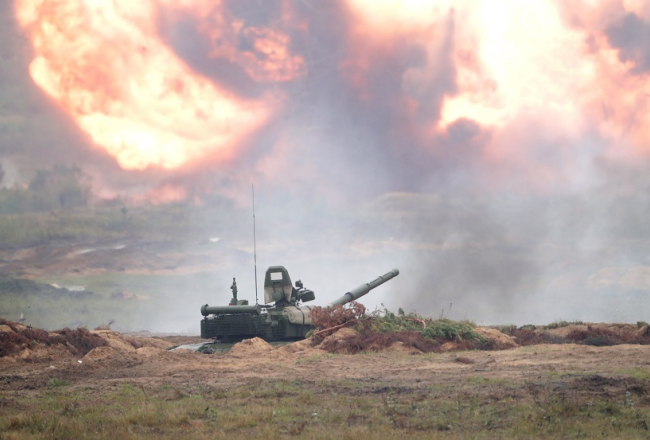 Krievijas un Baltkrievijas militārie manevri "Zapad 2017" Baltkrievijas poligonā Borisovā. Foto: EPA/LETA