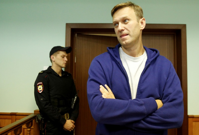 Aleksejs Navaļnijs tiesas zālē Maskavā. Foto: Reuters/LETA