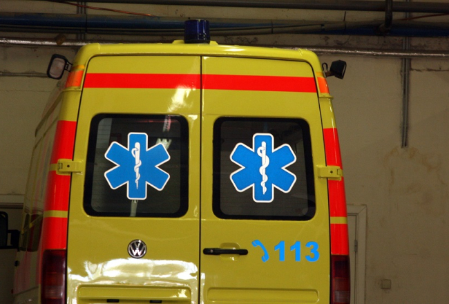 Neatliekamās medicīniskās palīdzības dienesta (NMPD) automašīna. Foto: Rebeka Žeire, LETA