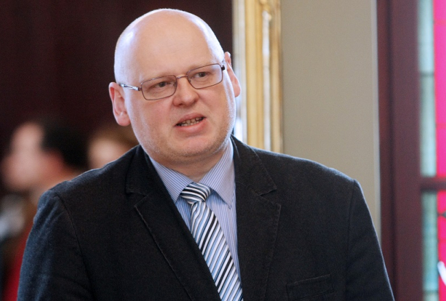 Latvijas Vēstures skolotāju biedrības valdes priekšsēdētājs Valdis Klišāns. Foto: Edijs Pālens, LETA