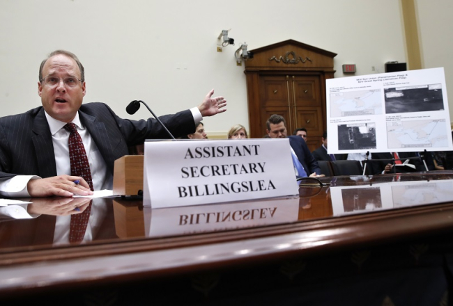 ASV Finanšu ministrijas sekretāra vietnieks Maršals Bilingslijs. Foto: AP/LETA