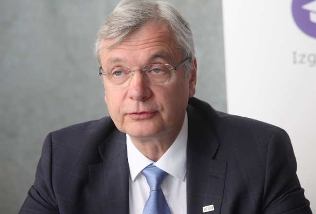 Izglītības un zinātnes ministrs Kārlis Šadurskis. Foto: Paula Čurkste, LETA