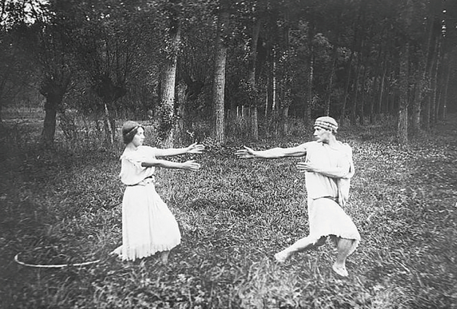 Aija Bertrāne. Montfermeila (20. gs. sākums).
Publicitātes foto no Duncan Collection
