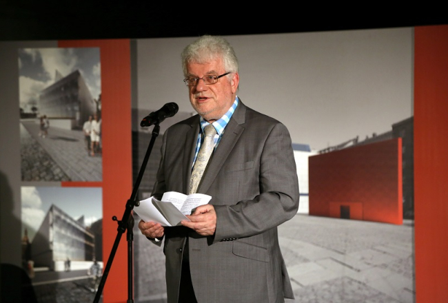 Latvijas Okupācijas muzeja direktors Gunārs Nāgels piedalās Padomju okupācijas upuru piemiņas memoriāla kompleksa būvniecības darbu uzsākšanas pasākumā Latvijas Okupācijas muzejā. Foto: Edijs Pālens, LETA
