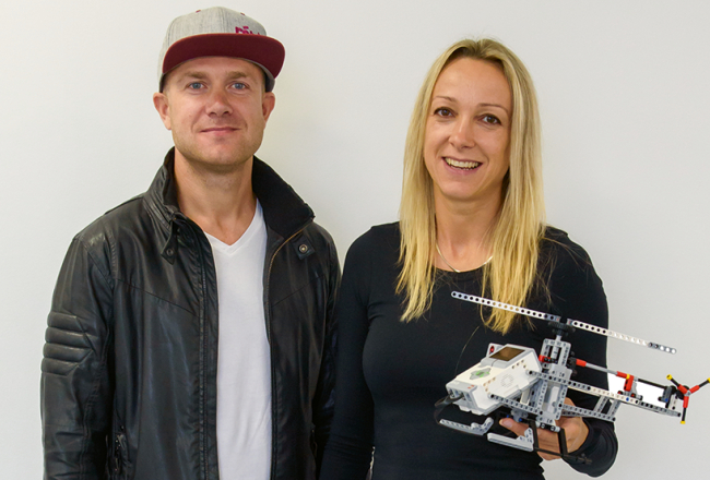 Felicita Zatlere-Kotāne un Āris Kotāns,
SIA ROBO HUB izveidotāji.
Foto — Gints Ivuškāns