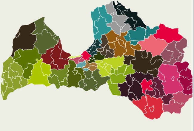 Vietējo pašvaldību iecerētais dalījums 2021.gadā. Pašvaldību skaitu iecerēts samazināt no 119 līdz 35, apvienojot novadus.  Ar vienu krāsu apzīmētas blakus esošas pašvaldības, kuras tiek piedāvāts apvienot. Grafiks: LETA
