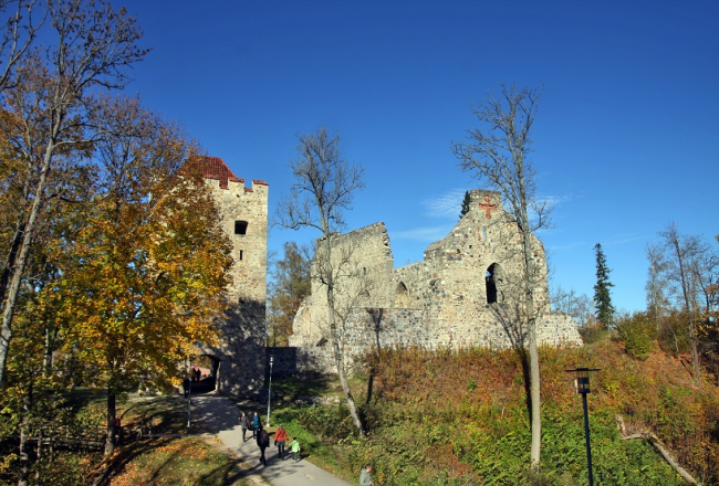 Siguldas pilsdrupas. Foto: Edijs Pālens, LETA