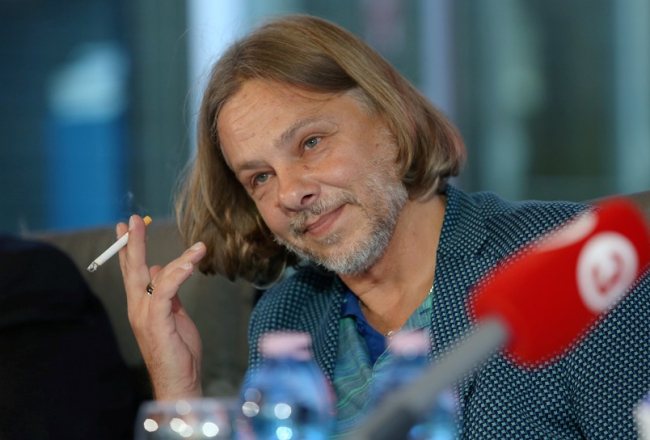 Dailes teātra mākslinieciskais vadītājs Dž.Dž. Džilindžers. Foto: Edijs Pālens,LETA
