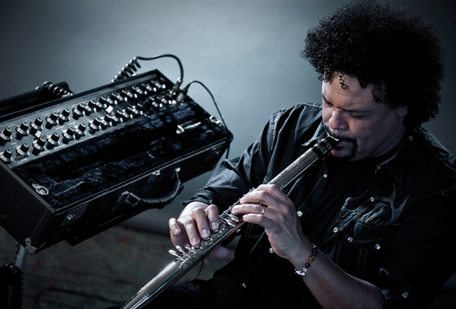 Venecuēliešu flautists Pedro Eustāšs.
Publicitātes foto