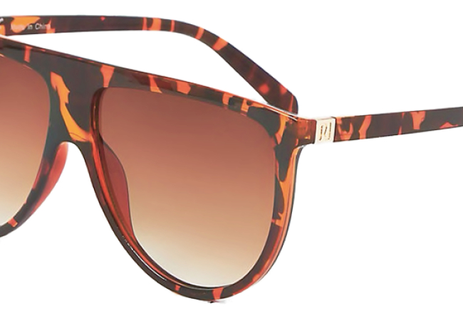 Saulesbrilles, 22 €, River Island