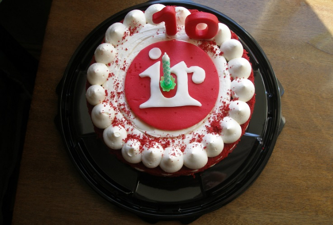 Žurnāla "Ir" 10 gadu jubilejas torte.