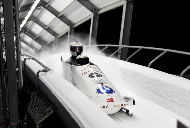 Latvijas bobslejisti Oskars Ķibermanis un Matīss Miknis piedalās IBSF Pasaules kausa posmā bobslejā Siguldas bobsleja un kamaniņu trasē. Foto: LETA