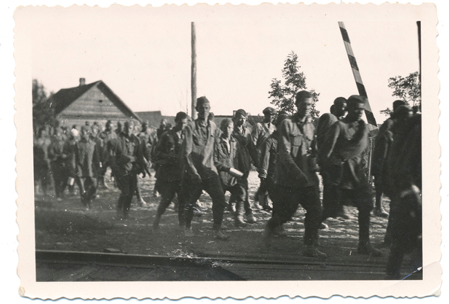 Sagūstītie sarkanarmieši 1941. gadā