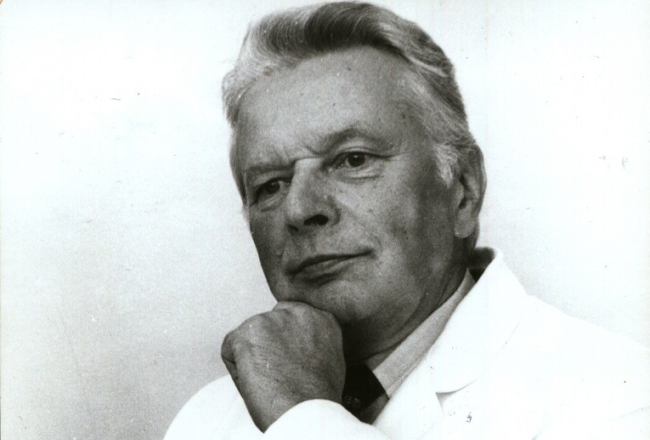 Profesors Ilmārs Lazovskis. Rīga, 20. gs. 90. gadi. Fotogrāfs nav zināms