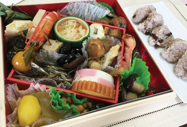 Tradicionālajam Jaungada ēdienam osechi ir vairāk nekā tūkstoš gadu sena vēsture, stāsta japānis Masaki Nakagava. Foto no personīgā arhīva