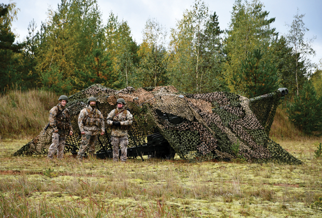 Pagājušā gada militāro mācību Namejs 2021 laikā Augšdaugavas novadā.
Foto — LETA