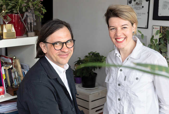 Edmunds Jansons, Atom Art īpašnieks, un Sabīne Andersone, producente.
Foto — Ieva Salmane