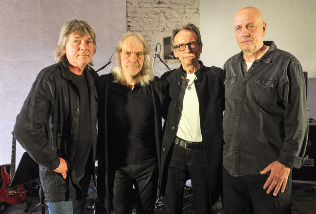 Andris Alviķis (no kreisās), Uģis Prauliņš, Armands Alksnis, Tālis Gžibovskis.
Foto — Aivars Liepiņš