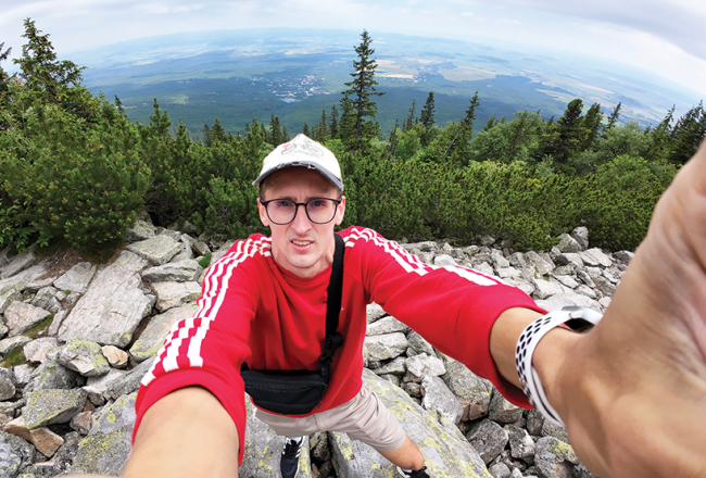 Kaspars Misiņš pārgājienā uz Skalnatá dolina Slovākijā. Ar ceļojumos piedzīvoto viņš dalās savā YouTube kanālā Make Adventure Happen.
Foto no personīgā arhīva
