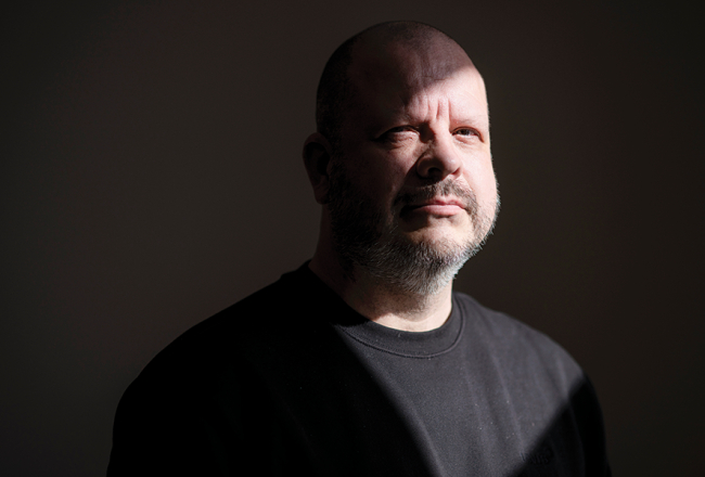 Kajs Alhanens.