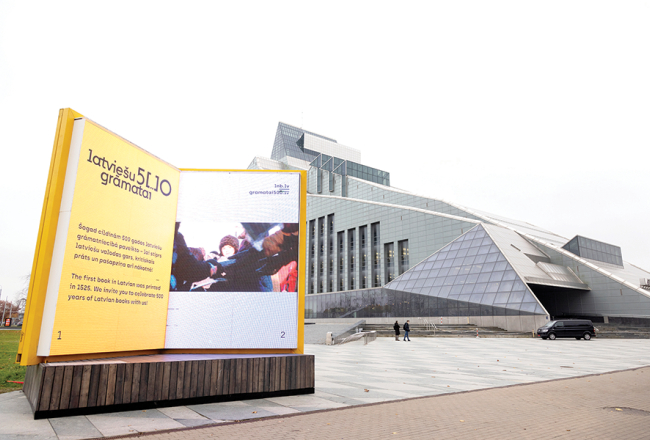 Cauri tumsai ar grāmatu norisināsies gan Gaismas pilī, gan arī citās bibliotēkās.